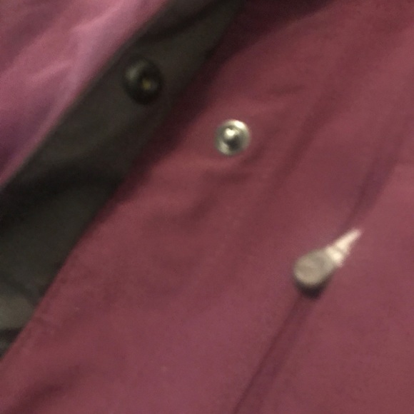 Mountain Equipment Co-op Fuchsia colour shell size medium - Picture 3 of 8